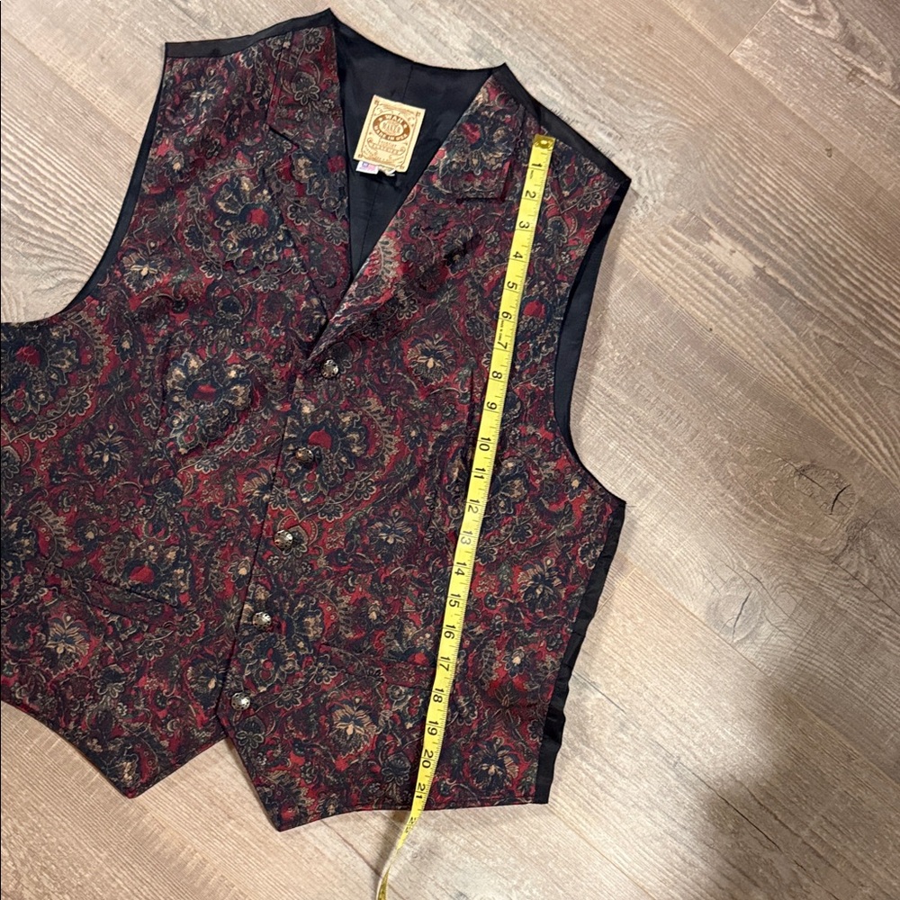 Vintage Paisley Satin Vest Made in USA - Picture 6 of 9